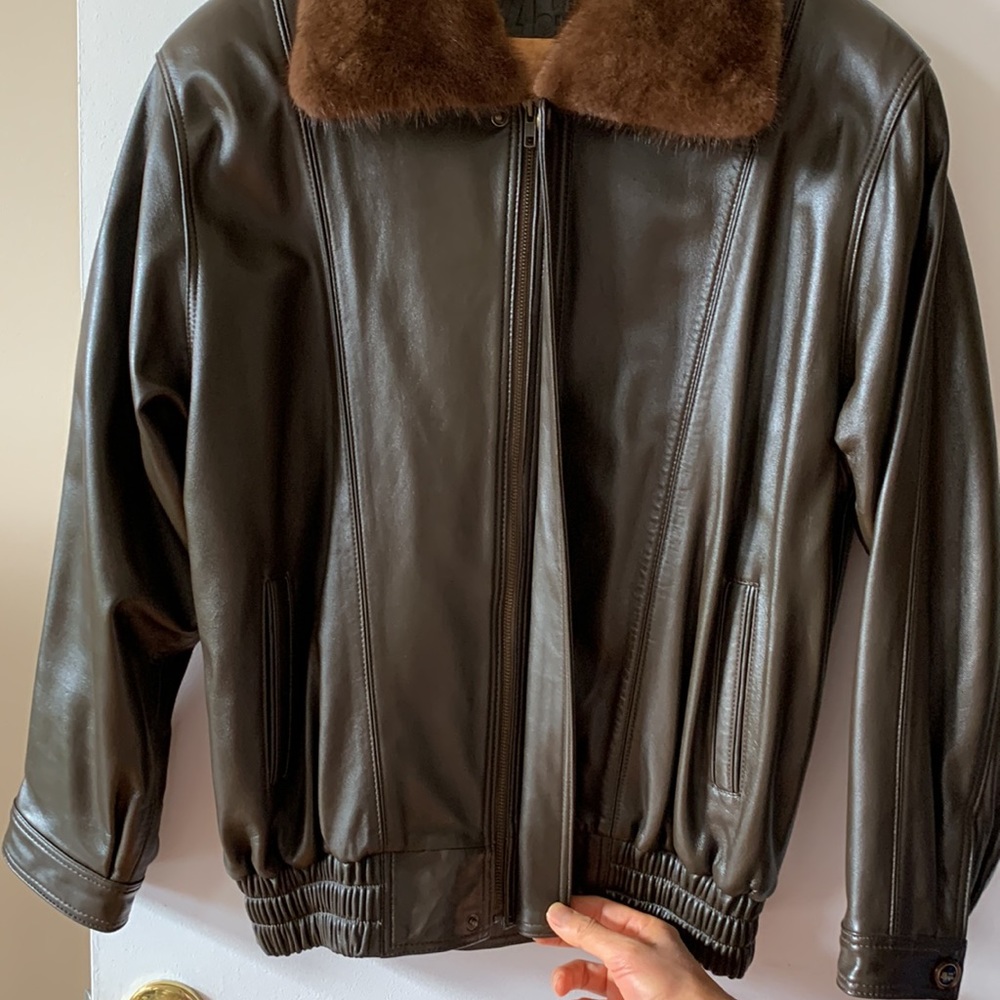 Finest genuine leather man bomber jacket with removable mink collar. - Picture 4 of 15